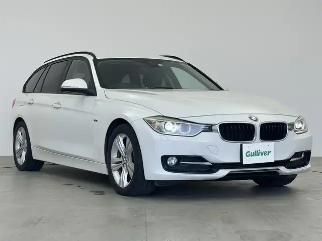 ＢＭＷ ３２０ｄ ツーリング スポーツ 愛知県 2013(平25)年 8.7万km 白 純正マルチメディア/　　・CD/DVD/バックカメラ/アイドリングストップ/MTモード/オートエアコン/パワーシート/　　・運転席/助手席/シートメモリー/純正フロアマット/純正17インチアルミホイール/ルームフレール/衝突軽減システム/横滑り防止機能/レーンキープアシスト/取扱説明書/スマートキー/スペアキー