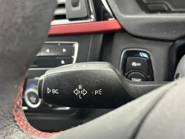 ＢＭＷ ３２０ｄ ツーリング スポーツ 愛知県 2013(平25)年 8.7万km 白 純正マルチメディア/　　・CD/DVD/バックカメラ/アイドリングストップ/MTモード/オートエアコン/パワーシート/　　・運転席/助手席/シートメモリー/純正フロアマット/純正17インチアルミホイール/ルームフレール/衝突軽減システム/横滑り防止機能/レーンキープアシスト/取扱説明書/スマートキー/スペアキー