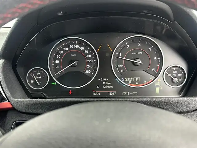 ＢＭＷ ３２０ｄ ツーリング スポーツ 愛知県 2013(平25)年 8.7万km 白 純正マルチメディア/　　・CD/DVD/バックカメラ/アイドリングストップ/MTモード/オートエアコン/パワーシート/　　・運転席/助手席/シートメモリー/純正フロアマット/純正17インチアルミホイール/ルームフレール/衝突軽減システム/横滑り防止機能/レーンキープアシスト/取扱説明書/スマートキー/スペアキー