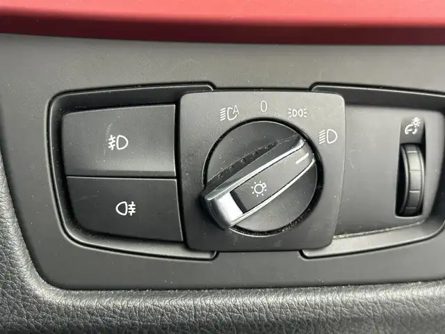 ＢＭＷ ３２０ｄ ツーリング スポーツ 愛知県 2013(平25)年 8.7万km 白 純正マルチメディア/　　・CD/DVD/バックカメラ/アイドリングストップ/MTモード/オートエアコン/パワーシート/　　・運転席/助手席/シートメモリー/純正フロアマット/純正17インチアルミホイール/ルームフレール/衝突軽減システム/横滑り防止機能/レーンキープアシスト/取扱説明書/スマートキー/スペアキー