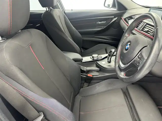 ＢＭＷ ３２０ｄ ツーリング スポーツ 愛知県 2013(平25)年 8.7万km 白 純正マルチメディア/　　・CD/DVD/バックカメラ/アイドリングストップ/MTモード/オートエアコン/パワーシート/　　・運転席/助手席/シートメモリー/純正フロアマット/純正17インチアルミホイール/ルームフレール/衝突軽減システム/横滑り防止機能/レーンキープアシスト/取扱説明書/スマートキー/スペアキー