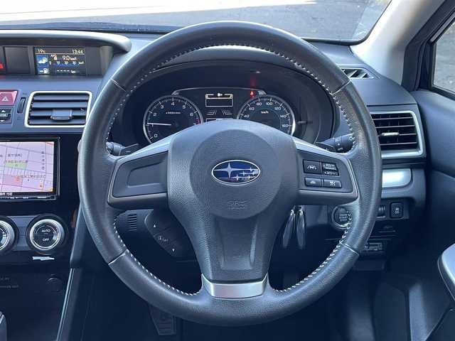 スバル インプレッサ スポーツ 1．6i－L アイサイトプラウドED 道東・釧路十勝 2016(平28)年 5.8万km ダークブルーパール ４WD/社外ナビ/（CD/DVD/BT）/フルセグTV/バックカメラ/オートクルーズコントロール/MTモード付AT/パドルシフト/純正AW夏タイヤ/フォグランプ/スマートキー/スペアキー/ビルトインETC/アイドリングストップ/横滑り防止装置/レーンキープアシスト/オートライト/HIDヘッドライト