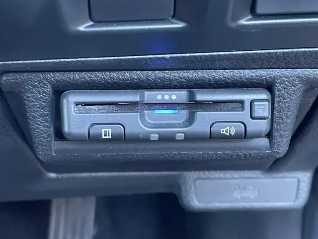 スバル インプレッサ スポーツ 1．6i－L アイサイトプラウドED 道東・釧路十勝 2016(平28)年 5.8万km ダークブルーパール ４WD/社外ナビ/（CD/DVD/BT）/フルセグTV/バックカメラ/オートクルーズコントロール/MTモード付AT/パドルシフト/純正AW夏タイヤ/フォグランプ/スマートキー/スペアキー/ビルトインETC/アイドリングストップ/横滑り防止装置/レーンキープアシスト/オートライト/HIDヘッドライト