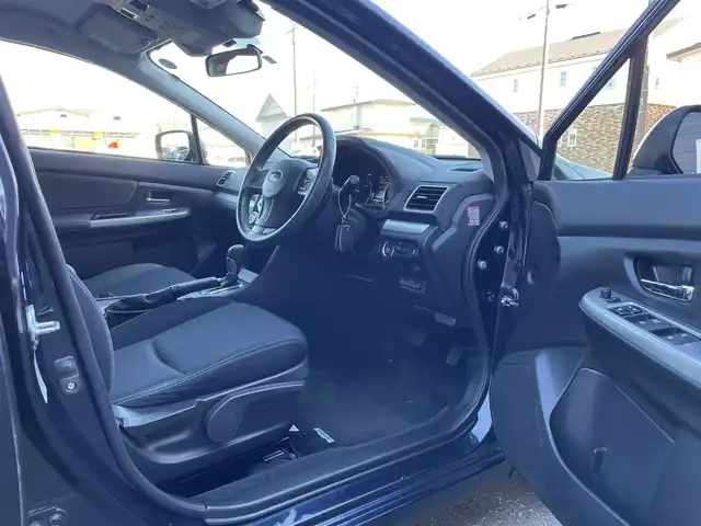 スバル インプレッサ スポーツ 1．6i－L アイサイトプラウドED 道東・釧路十勝 2016(平28)年 5.8万km ダークブルーパール ４WD/社外ナビ/（CD/DVD/BT）/フルセグTV/バックカメラ/オートクルーズコントロール/MTモード付AT/パドルシフト/純正AW夏タイヤ/フォグランプ/スマートキー/スペアキー/ビルトインETC/アイドリングストップ/横滑り防止装置/レーンキープアシスト/オートライト/HIDヘッドライト