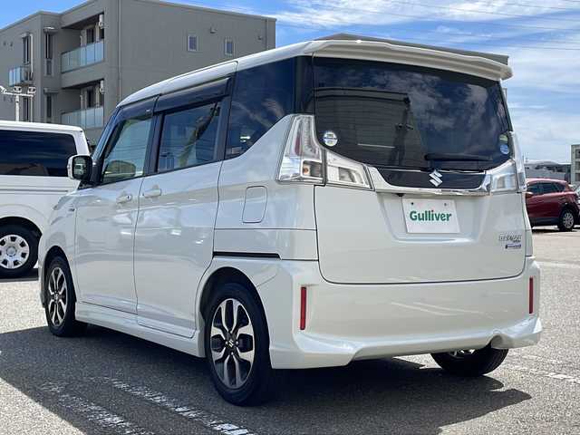 スズキ ソリオ バンディット HV MV 石川県 2017(平29)年 4.4万km ピュアホワイトP 純正ナビ/→AM/FM/CD/DVD/Bluetooth/フルセグTV/バックカメラ/前後ドライブレコーダー/片側パワースライドドア/ETC/D席シートヒーター/アイドリングストップ/革巻きステアリング/ステアリングスイッチ/スマートキー/プッシュスタート/LEDヘッドライト/スペアキー×1/オートライト/純正フロアマット