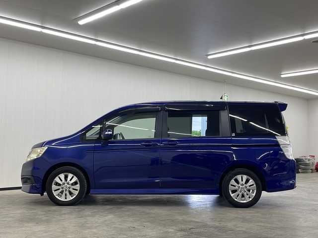 ホンダ ステップワゴン スパーダ Z 長崎県 2010(平22)年 9万km コバルトブルーパール 純正HDDインターナビ/バックカメラ/CD/DVD/両側パワースライドドア/パドルシフト/ETC/前後ドラレコ/横滑り防止装置/電格ウインカーミラー/純正１６インチAW/純正インパネイルミ/純正フットライト/純正フロアマット/純正ドアバイザー/保証書/取説書/ナビ取説書/スペアキー