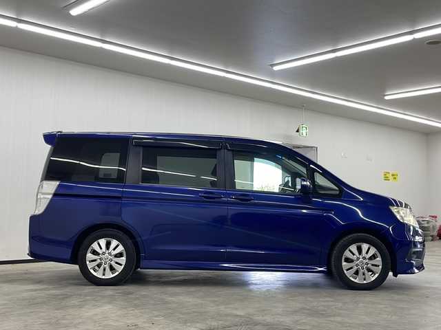 ホンダ ステップワゴン スパーダ Z 長崎県 2010(平22)年 9万km コバルトブルーパール 純正HDDインターナビ/バックカメラ/CD/DVD/両側パワースライドドア/パドルシフト/ETC/前後ドラレコ/横滑り防止装置/電格ウインカーミラー/純正１６インチAW/純正インパネイルミ/純正フットライト/純正フロアマット/純正ドアバイザー/保証書/取説書/ナビ取説書/スペアキー
