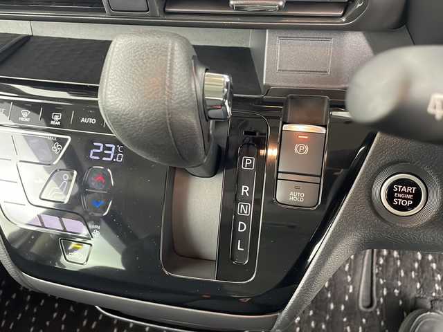 日産 ルークス HWS Gターボ プロパイロットED 埼玉県 2023(令5)年 0.6万km チタニウムグレーメタリック 純正ナビ/（ＨＤＭＩ／フルＴＶ／ＢＴ／ＡＭ／ＦＭ）/プロパイロット/インテリジェントエマージェンシーブレーキ/踏み間違い衝突防止アシスト/インテリジェントアラウンドビューモニター/両側パワースライドドア/ハンズフリーオートスライドドア/純正ドライブレコーダー/LEDライト/純正フロアマット/純正アルミホイール