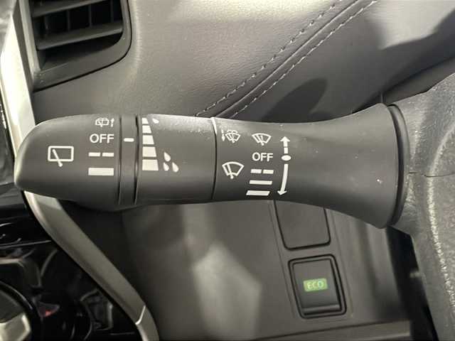 日産 セレナ ハイウェイスター V 沖縄県 2020(令2)年 4.1万km アズライトブルー 県外仕入れ　/禁煙車　/8人乗り/純正１０インチナビ　/【フルセグＴＶ/ＣＤ/ＤＶＤ/BT】/１１インチフリップダウンモニター　/前後ドライブレコーダー/プロパイロット　/アラウンドビューモニター/両側パワースライドドア　/ETC/衝突被害軽減システム/レーンキープアシスト/コーナーセンサー/16インチ純正アルミ/LEDヘッドライト/スペアキー