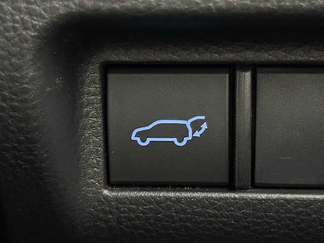 トヨタ ハリアー Z 宮城県 2020(令2)年 9.1万km ブラック ワンオーナー//4WD//JBLプレミアムサウンド//純正１２．３インチディスプレイオーディオ/【ナビ/Bluetooth/フルセグTV/Carplay/USB】//トヨタセーフティーセンス/・プリクラッシュセーフティ/・レーンディパーチャーアラート/・レーダークルーズコントロール/・アダプティブハイビームシステム/・ロードサインアシスト//ビルトインＥＴＣ2.0//ブラインドスポットモニター//デジタルインナーミラー//ＬＥＤヘッドライト＆LEDフォグランプ//純正フロアマット//オートブレーキホールド//ステアリングスイッチ//チルトステアリング//パワーシート//純正前後ドライブレコーダー//保証書//取扱説明書//スペアキー×１
