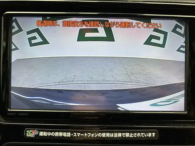 トヨタ アクア S 鹿児島県 2017(平29)年 7.8万km ブラックマイカ 禁煙車/純正ナビ（NSZT-W66T）/(フルセグＴＶ/AM/FM/Bluetooth)/トヨタセーフティセンス/前方ドライブレコーダー/ビルトインETC/純正ドアバイザー/純正フロアマット/ヘッドライトレベライザー/オートマチックハイビーム/バックカメラ/フォグランプ/電格ミラー/プッシュスタート/スマートキー