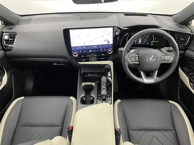 レクサス ＮＸ 350h バージョンL 福岡県 2023(令5)年 1.2万km ソニッククォーツ ワンオーナー　/サンルーフ　/純正ＤＡ　/全方位カメラ　/ＥＴＣ２．０　/前後ドラレコ　/セーフティシステム　/ＡＣＣ　/コーナーセンサー　/パドルシフト　/シートヒーター／ベンチレーション　/パワーバックドア　/ＨＵＤ