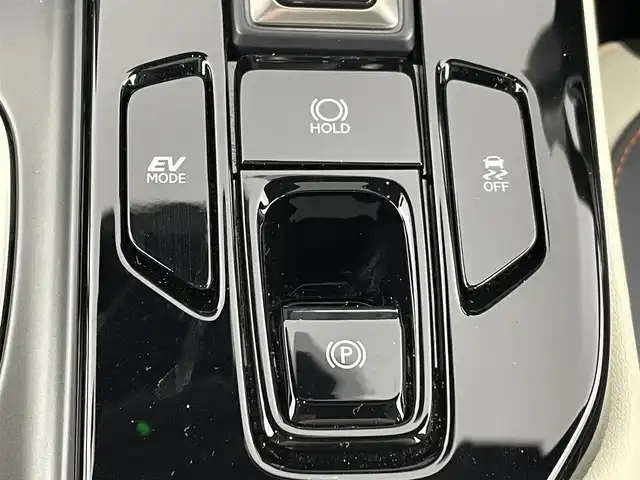 レクサス ＮＸ 350h バージョンL 福岡県 2023(令5)年 1.2万km ソニッククォーツ ワンオーナー　/サンルーフ　/純正ＤＡ　/全方位カメラ　/ＥＴＣ２．０　/前後ドラレコ　/セーフティシステム　/ＡＣＣ　/コーナーセンサー　/パドルシフト　/シートヒーター／ベンチレーション　/パワーバックドア　/ＨＵＤ