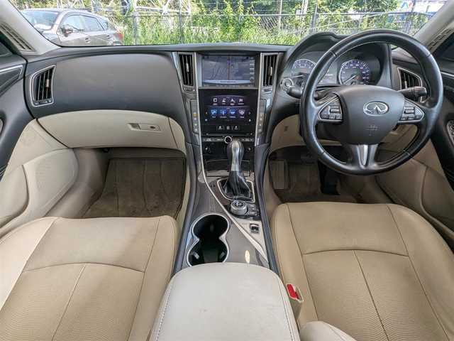 日産 スカイライン ハイブリッド 350GT 栃木県 2014(平26)年 7.9万km ハガネブルーM (株)IDOMが運営する【じしゃロン宇都宮店】の自社ローン対象車両になります。こちらは現金またはオートローンご利用時の価格です。自社ローンご希望の方は別途その旨お申付け下さい/4WD/純正ナビ/アラウンドビューモニター/クルーズコントロール/シートヒーター/パワーシート/シートメモリ/ETC/純正17インチAW/プッシュスタート/スマートキー/ドアバイザー/ドアミラーウインカー