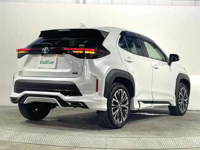 トヨタ ヤリスクロス ハイブリッド Z 大阪府 2023(令5)年 2.6万km プラチナホワイトパールマイカ モデリスタ 純正8incナビTV 360カメラ ETC ハーフレザー パワーシート/ヒーター ハンドルヒーター 衝突軽減 レーダーC BSM クリアランスソナー トヨタセーフティセンス 100V電源