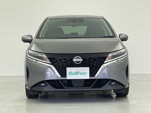 日産 ノート X 愛知県 2021(令3)年 5.3万km ダークメタルグレー 純正9型ナビ/・Bluetooth/・フルセグテレビ/・USB接続/全方位モニター/ワイヤレス充電器/デジタルインナーミラー/シートヒーター/ステアリングヒーター/衝突軽減ブレーキ/レーンキープアシスト/オートマチックハイビーム/ブラインドスポットモニター/前後コーナーセンサー/前方ドライブレコーダー/ETC2.0/LEDヘッドライト