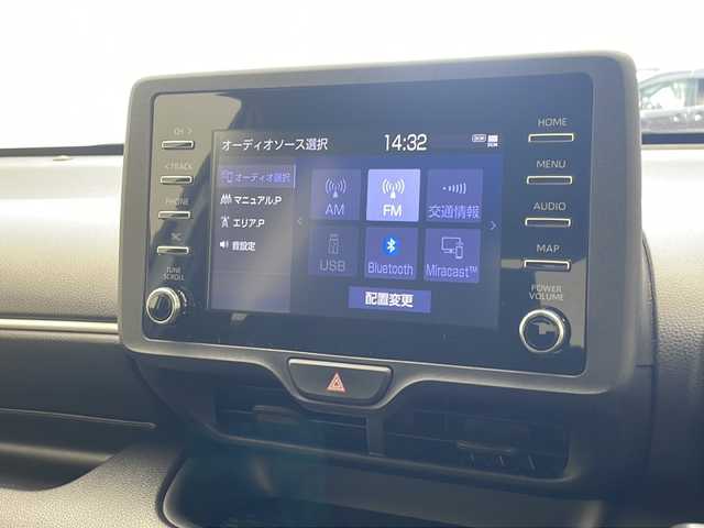 トヨタ ヤリス X 沖縄県 2020(令2)年 8万km スーパーホワイトⅡ 純正ディスプレイオーディオ/Ｂｌｕｅｔｏｏｔｈ/ＵＳＢ/フルセグテレビ/バックカメラ/ＥＴＣ/トヨタセーフティセンス/オートライト/純正フロアマット/プッシュスタート/スマートキー/コーナーセンサー