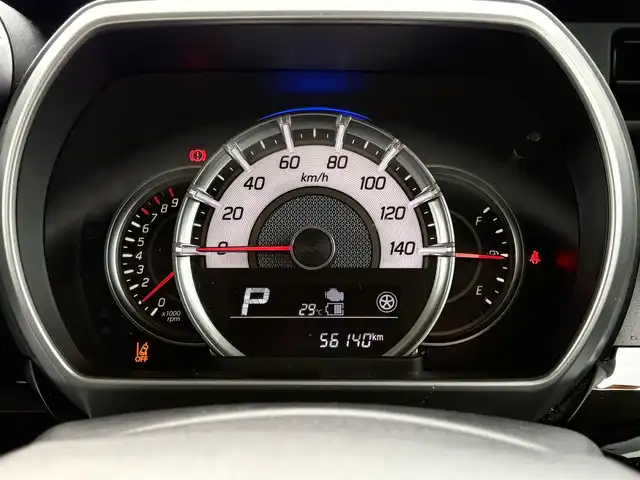 スズキ スペーシア カスタム HYBRID XS 大分県 2018(平30)年 5.7万km ピュアホワイトP ・SDナビ(CD/DVD/BT/SD/USB)/・全方位カメラ/・フルセグテレビ/・ヘッドアップディスプレイ/・両側パワースライドドア/・衝突被害軽減ブレーキ/・ドライブレコーダー/・オートハイビーム/・ステアリングリモコン/・運転席シートヒーター/・リアセンサー/・スマートキー/・プッシュスタート/・純正アルミホイール