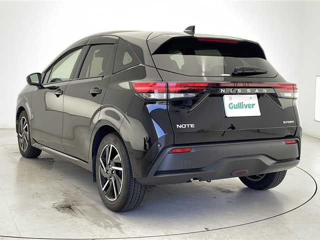 日産 ノート X 千葉県 2023(令5)年 3.5万km スーパーブラック 車線逸脱警報/衝突軽減ブレーキ/レーダークルーズコントロール/クリアランスソナー/標識認識機能/純正メモリナビ/Bluetooth フルセグTV HDMI/全方位カメラ/ETC2.0/ワイヤレス充電/純正ドライブレコーダー前方/LEDヘッドライト/プッシュスタート/スマートキー