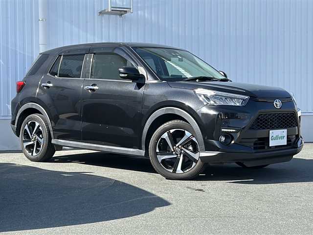 トヨタ ライズ Z 三重県 2022(令4)年 4.4万km ブラックマイカメタリック 純正ディスプレイオーディオ/バックカメラ/前席シートヒーター/ビルトインETC/前後ドライブレコーダー/純正フロアマット/LEDヘッドライト/レーダークルーズコントロール/電動格納ミラー/禁煙車