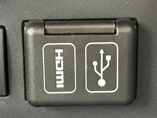 トヨタ ライズ Z 静岡県 2022(令4)年 4.4万km ブラックマイカメタリック スマートアシスト/・衝突軽減回避支援ブレーキ機能/・車線逸脱警報機能/・ふらつき警報/・ブレーキ制御付誤発進抑制機能/・先行車発信お知らせ/・アダプティブドライビングビーム/・コーナーセンサー/・標識認識（進入禁止/最高速度/一時停止）/・アダプティブクルーズコントロール/・サイドビューランプ/・レーンキープコントロール/純正9型ディスプレイオーディオ/・FM/AM/フルセグ/BT/バックカメラ/プッシュスタート/LEDヘッドライト/純正17インチＡＷ/ビルトインETC