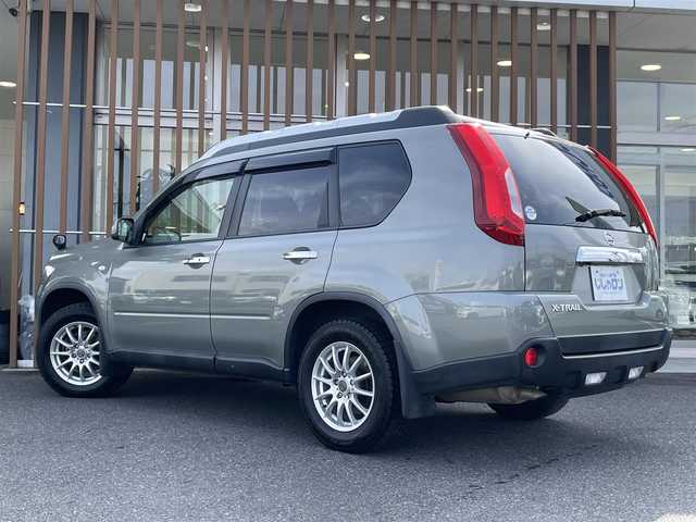 日産 エクストレイル 25Xtt 福岡県 2013(平25)年 9.2万km ヒマラヤンカーキ (株)IDOMが運営する【じしゃロン店】の自社ローン専用車両になります。こちらは現金またはオートローンご利用時の価格です。自社ローンご希望の方は別途その旨お申付け下さい/4WD/スマートキー/社外ナビ(VIE-X088VS)/・Bluetooth接続/・フルセグTV/・CD/DVD/カプロンシート/社外インチAW/純正AWサマー装着車載/ハイパールーフレール付き/シートヒーター/バックカメラ/ETC/ドライブレコーダー/電動格納ミラー/ドアバイザー