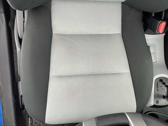 トヨタ アクア S 千葉県 2012(平24)年 4.9万km コバルトブルーメタリック 純正ＳＤナビ/（ＡＭ／ＦＭ／ＴＶ／Ｂｌｕｅｔｏｏｔｈ／ＳＤ／ＨＤＭＩ）/純正１５インチアルミホイール/純正フロアマット/電動格納ウィンカーミラー/オートライト/ヘッドライトレベライザー/ドアバイザー/スマートキー/横滑り防止装置