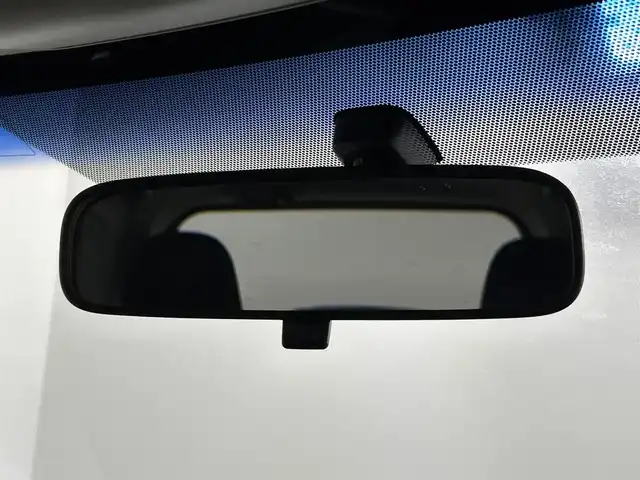 トヨタ エスティマ アエラス 佐賀県 2012(平24)年 8.3万km ホワイトパールクリスタルシャイン ディーラー純正8インチナビ/＜CD/DVD/BT/MSV/USB/TV＞/バックカメラ/純正フリップダウンモニター/7人乗り/クルーズコントロール/両側パワースライドドア/3列目床下格納機能/スマートキー/HIDヘッドライト/フォグランプ