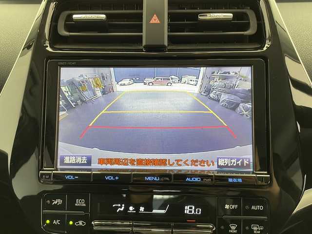 トヨタ プリウス A プレミアム 長野県 2016(平28)年 3万km ホワイトパールクリスタルシャイン 4WD/純正ナビ（AM/FM/TV/DVD/BT/TV)/アダクティブクルーズコントロール/レーンキープアシスト/オートライト/オートハイビーム/LEDヘッドライト/アドバンスパーク/ブラインドスポットモニター/バックカメラ/ビルトインETC/ドライブレコーダー/パワーシート/シートヒーター/純正フロアマット/純正アルミホイール/ステアリングスイッチ/電格ミラー/革巻きステアリング
