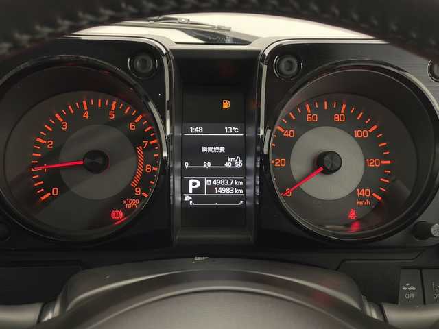 スズキ ジムニー XC 長野県 2021(令3)年 1.5万km ミディアムグレー 4WD/ワンオーナー/社外SDナビ（MDV-S708L）/スズキセーフティサポート/・デュアルセンサーブレーキサポート/・先行車発進お知らせ機能/・標識認識機能/・誤発進抑制機能/・後方誤発進抑制機能/W+サイドエアバッグ/社外前後ドライブレコーダー/プッシュスタート/スマートキー/クルーズコントロール/フルセグTV/D+N席シートヒーター/ビルトインETC/純正フロアマット/純正16インチアルミホイール/保証書/取扱説明書