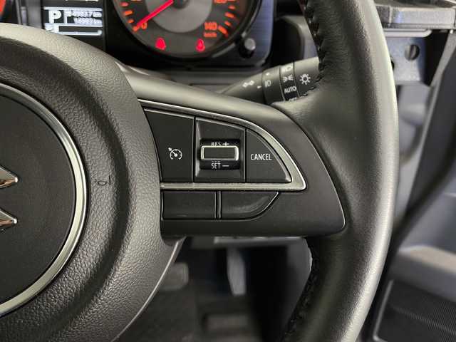 スズキ ジムニー XC 長野県 2021(令3)年 1.5万km ミディアムグレー 4WD/ワンオーナー/社外SDナビ（MDV-S708L）/スズキセーフティサポート/・デュアルセンサーブレーキサポート/・先行車発進お知らせ機能/・標識認識機能/・誤発進抑制機能/・後方誤発進抑制機能/W+サイドエアバッグ/社外前後ドライブレコーダー/プッシュスタート/スマートキー/クルーズコントロール/フルセグTV/D+N席シートヒーター/ビルトインETC/純正フロアマット/純正16インチアルミホイール/保証書/取扱説明書