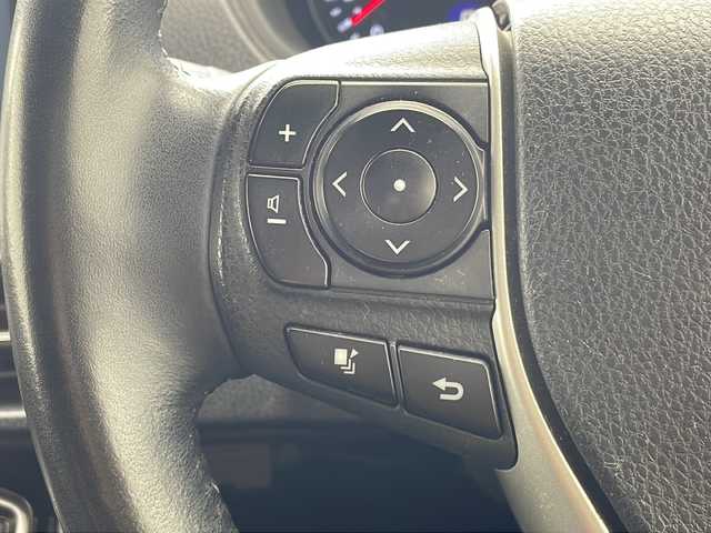 トヨタ ヴォクシー ZS 沖縄県 2018(平30)年 6.9万km ブラックM 純正１０インチナビ/（フルセグ　Ｂｌｕｅｔｏｏｔｈ　ＣＤ　ＤＶＤ）/純正フリップダウンモニター/バックカメラ/ＥＴＣ/両側パワースライドドア/トヨタセーフティセンス/ＬＥＤヘッドライト/オートライト/純正アルミホイール