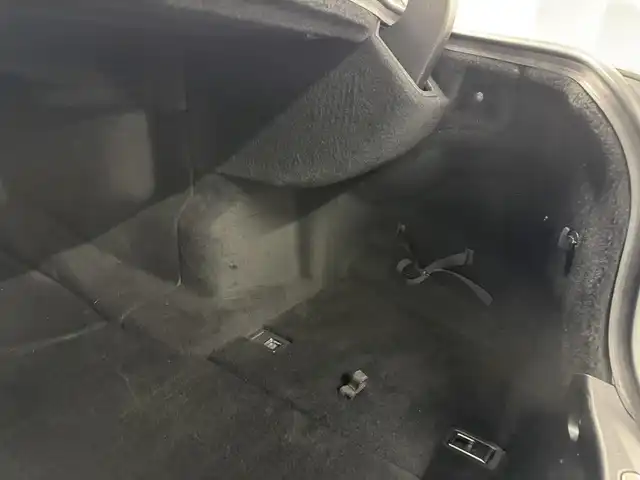 レクサス ＬＳ 500 Iパッケージ 三重県 2019(平31)年 2.8万km ソニッククォーツ プレミアムガソリン・ツインターボ/FR/MTモード付フロア10AT/12.3型ナビ/（AM/FM/CD/DVD/REC/SD/USB/Bluetooth/Miracast/AUX/TV）/パノラミックビューモニター/ドライブレコーダー 前後/ETC2.0/LEXUS Safety System＋A/・プリクラッシュセーフティ（歩行者注意喚起・アクティブ操舵回避支援）/・フロントクロストラフィックアラート/・Lexus CoDrive（レーダークルコン・レーントレーシングアシスト・レーンチェンジアシスト）/・ドライバー異常時停車支援システム/・上下2段式アダプティブハイビームシステム/・ロードサインアシスト/・先行車発進告知機能/・ITS Connect/・ブラインドスポットモニター/など/装備/・ムーンルーフ*/・本革シート/・シートヒーター＆ベンチレーション（D/N）/・メモリーパワーシート（D20way/N18way）/・パワートランクリッド/・デジタルインナーミラー/・左右独立温度調整オートエアコン/・電動リヤガラスサンシェード/・カラーHUD/・電子パーキングブレーキ＆ブレーキホールド/・20インチノイズリダクションAW（スパッタ）/・スマートキーx2＋カードキーx1/など/*…メーカーOP
