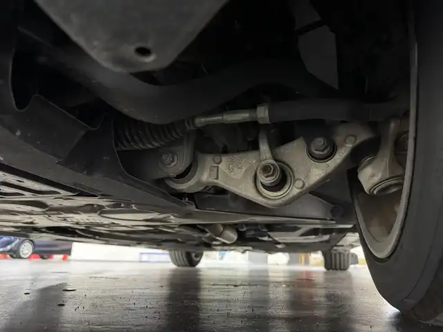 レクサス ＬＳ 500 Iパッケージ 三重県 2019(平31)年 2.8万km ソニッククォーツ プレミアムガソリン・ツインターボ/FR/MTモード付フロア10AT/12.3型ナビ/（AM/FM/CD/DVD/REC/SD/USB/Bluetooth/Miracast/AUX/TV）/パノラミックビューモニター/ドライブレコーダー 前後/ETC2.0/LEXUS Safety System＋A/・プリクラッシュセーフティ（歩行者注意喚起・アクティブ操舵回避支援）/・フロントクロストラフィックアラート/・Lexus CoDrive（レーダークルコン・レーントレーシングアシスト・レーンチェンジアシスト）/・ドライバー異常時停車支援システム/・上下2段式アダプティブハイビームシステム/・ロードサインアシスト/・先行車発進告知機能/・ITS Connect/・ブラインドスポットモニター/など/装備/・ムーンルーフ*/・本革シート/・シートヒーター＆ベンチレーション（D/N）/・メモリーパワーシート（D20way/N18way）/・パワートランクリッド/・デジタルインナーミラー/・左右独立温度調整オートエアコン/・電動リヤガラスサンシェード/・カラーHUD/・電子パーキングブレーキ＆ブレーキホールド/・20インチノイズリダクションAW（スパッタ）/・スマートキーx2＋カードキーx1/など/*…メーカーOP