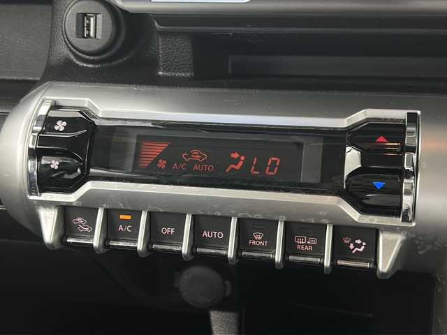 スズキ クロスビー HYBRID MZ 宮城県 2018(平30)年 6.1万km キャラバンアイボリーパールメタリック/ホワイト 2トーンルーフ 禁煙車/全方位カメラ/スズキセーフティーサポート/・デュアルカメラブレーキサポート/・車線維持支援機能/・オートハイビーム/純正8インチナビ/・CD.DVD.USB.BT.SD/フルセグTV/クルーズコントロール/前席シートヒーター/ETC/ドライブレコーダー（フロント）/LEDヘッドライト/LEDフォグライト/革巻ステアリング/ステアリングスイッチ/パドルシフト/純正フロアマット/純正16インチアルミホイール/純正ドアバイザー