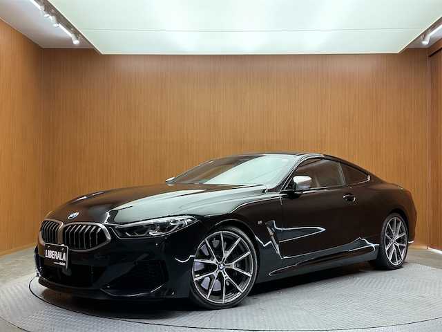 ＢＭＷ Ｍ８５０ｉ xDriveクーペ 埼玉県 2020(令2)年 1.5万km 黒 純正ナビ/(Bluetooth/USB/AM/FM)/地デジワンセグ/バックカメラ/ETC/アラウンドビューモニター/前後ドライブレコーダー/レーダー探知機/ヘッドアップディスプレイ/アダプティブクルーズコントロール/前席シートヒーター/前席シートメモリー/ステアリングリモコン/パドルシフト/アイドリングストップ/ドライブモードセレクト/オートブレーキホールド/電子パーキングシステム/パワーバックドア/プッシュスタート/ウィンカーミラー/純正20インチアルミホイール/4WD