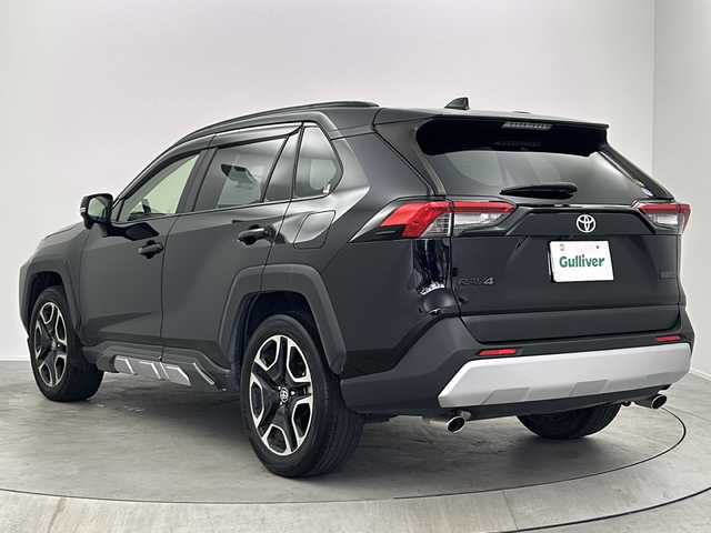トヨタ ＲＡＶ４ アドベンチャー 大阪府 2020(令2)年 4.6万km アティチュードブラックマイカ カロッツェリア9インチSDナビ/【AM/FM/CD/DVD/Bluetooth/フルセグTV】/カロッツェリアサウンドシステム/【TS-WX70DA】/バックカメラ/ビルトインETC/前後ドライブレコーダー/【DC-DR651】/ステアリングヒーター/トヨタセーフティセンス/PCS/LTA/RSA/レーダークルーズコントロール/純正19インチAW/純正フロアマット