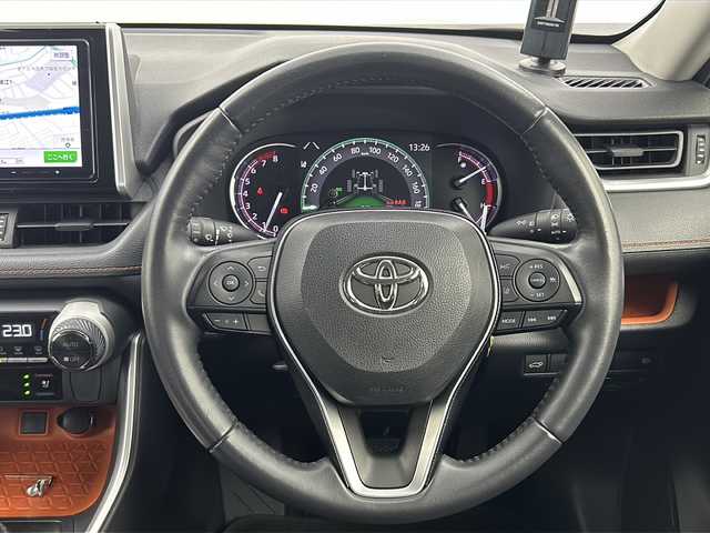 トヨタ ＲＡＶ４ アドベンチャー 大阪府 2020(令2)年 4.6万km アティチュードブラックマイカ カロッツェリア9インチSDナビ/【AM/FM/CD/DVD/Bluetooth/フルセグTV】/カロッツェリアサウンドシステム/【TS-WX70DA】/バックカメラ/ビルトインETC/前後ドライブレコーダー/【DC-DR651】/ステアリングヒーター/トヨタセーフティセンス/PCS/LTA/RSA/レーダークルーズコントロール/純正19インチAW/純正フロアマット