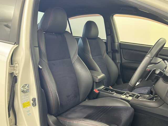 スバル ＷＲＸ Ｓ４ 2．0GT‐S アイサイト 宮城県 2014(平26)年 7.1万km クリスタルホワイトP STIエアロパーツ（F・S・R）/EyeSight/・プリクラッシュブレーキ/・レーンキープコントロール/・アダプティブクルーズコントロール/・先行車発進お知らせ機能/純正7型ナビ/・CD・DVD・USB・ipad/・フルセグTV/バックカメラ/ハーフレザーシート/・前席パワーシート/革巻きステアリング/ステアリングスイッチ/パドルシフト/ビルドインETC/プッシュスタート/スマートキー×2/電動パーキングブレーキ/横滑り防止装置/LEDヘッドライト/フォグライト/純正フロアマット/純正ドアバイザー/純正18インチアルミホイール/電動格納ミラー