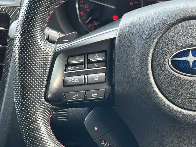 スバル ＷＲＸ Ｓ４ 2．0GT‐S アイサイト 道東・釧路十勝 2014(平26)年 7.1万km クリスタルホワイトP STIエアロパーツ（F・S・R）/EyeSight/・プリクラッシュブレーキ/・レーンキープコントロール/・アダプティブクルーズコントロール/・先行車発進お知らせ機能/純正7型ナビ/（CD・DVD・USB・ipad）/フルセグTV/バックカメラ/ハーフレザーシート/・前席パワーシート/革巻きステアリング/ステアリングスイッチ/パドルシフト/ビルドインETC/プッシュスタート/スマートキー×2/電動パーキングブレーキ/横滑り防止装置/前後フォグランプ/純正フロアマット/純正ドアバイザー/純正18インチAW夏タイヤ/電動格納ミラー/ウィンカーミラー