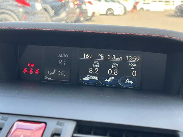 スバル ＷＲＸ Ｓ４ 2．0GT‐S アイサイト 道東・釧路十勝 2014(平26)年 7.1万km クリスタルホワイトP STIエアロパーツ（F・S・R）/EyeSight/・プリクラッシュブレーキ/・レーンキープコントロール/・アダプティブクルーズコントロール/・先行車発進お知らせ機能/純正7型ナビ/（CD・DVD・USB・ipad）/フルセグTV/バックカメラ/ハーフレザーシート/・前席パワーシート/革巻きステアリング/ステアリングスイッチ/パドルシフト/ビルドインETC/プッシュスタート/スマートキー×2/電動パーキングブレーキ/横滑り防止装置/前後フォグランプ/純正フロアマット/純正ドアバイザー/純正18インチAW夏タイヤ/電動格納ミラー/ウィンカーミラー