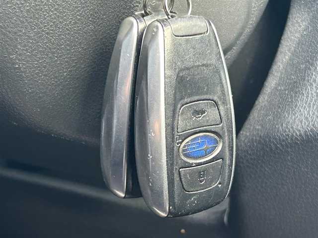 スバル ＷＲＸ Ｓ４ 2．0GT‐S アイサイト 道東・釧路十勝 2014(平26)年 7.1万km クリスタルホワイトP STIエアロパーツ（F・S・R）/EyeSight/・プリクラッシュブレーキ/・レーンキープコントロール/・アダプティブクルーズコントロール/・先行車発進お知らせ機能/純正7型ナビ/（CD・DVD・USB・ipad）/フルセグTV/バックカメラ/ハーフレザーシート/・前席パワーシート/革巻きステアリング/ステアリングスイッチ/パドルシフト/ビルドインETC/プッシュスタート/スマートキー×2/電動パーキングブレーキ/横滑り防止装置/前後フォグランプ/純正フロアマット/純正ドアバイザー/純正18インチAW夏タイヤ/電動格納ミラー/ウィンカーミラー