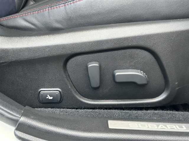 スバル ＷＲＸ Ｓ４ 2．0GT‐S アイサイト 道東・釧路十勝 2014(平26)年 7.1万km クリスタルホワイトP STIエアロパーツ（F・S・R）/EyeSight/・プリクラッシュブレーキ/・レーンキープコントロール/・アダプティブクルーズコントロール/・先行車発進お知らせ機能/純正7型ナビ/（CD・DVD・USB・ipad）/フルセグTV/バックカメラ/ハーフレザーシート/・前席パワーシート/革巻きステアリング/ステアリングスイッチ/パドルシフト/ビルドインETC/プッシュスタート/スマートキー×2/電動パーキングブレーキ/横滑り防止装置/前後フォグランプ/純正フロアマット/純正ドアバイザー/純正18インチAW夏タイヤ/電動格納ミラー/ウィンカーミラー