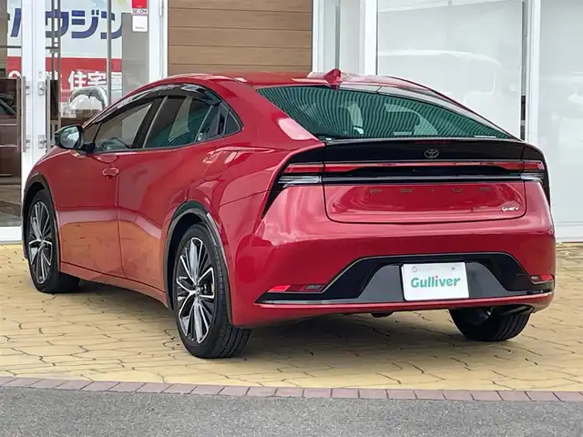トヨタ プリウス Z 宮崎県 2023(令5)年 5.8万km エモーショナルレッドⅡ 12.3インチディスプレイオーディオ/全方位モニター/純正19インチアルミホイール/ビルトインETC2.0/ドライブレコーダー前後/フルセグTV/レーダークルーズコントロール/車線逸脱警報/衝突軽減システム/電動パーキングブレーキ/オートブレーキホールド/ステアリングスイッチ/シートリフター/LEDヘッドライト/オートマチックハイビーム/ブラインドスポットモニター/電動格納ミラー/ウインカーミラー/プッシュスタート/スマートキー