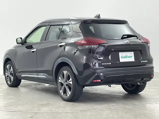 日産 キックス X 群馬県 2020(令2)年 6.1万km ナイトベールパープル プロパイロット　ナビ　フルセグＴＶ　全周囲カメラ　デジタルインナーミラー　衝突被害軽減ブレーキ　レーンアシスト　オートハイビーム　ＬＥＤヘッドライト　ハーフレザーシート　ルーフレール　スマートキー