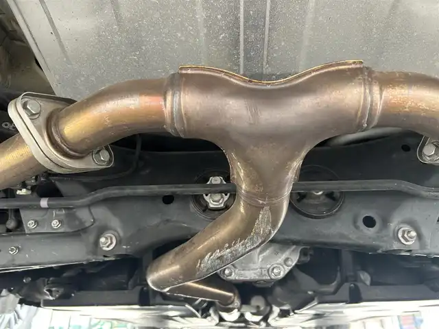 トヨタ ８６ GT リミテッド 栃木県 2017(平29)年 7万km アズライトブルー 純正7インチナビ/フルセグTV/DVD/Bluetooth/バックカメラ/ETC/HKSマフラー/社外エアクリーナー/ハーフレザーシート/前席シートヒーター/クルーズコントロール/スマートキー/プッシュスタート/ステアリングリモコン/LEDオートライト/純正17インチAW/アイドリングストップ/横滑り防止装置/電動格納ミラー