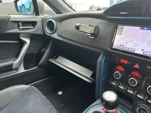 トヨタ ８６ GT リミテッド 栃木県 2017(平29)年 7万km アズライトブルー 純正7インチナビ/フルセグTV/DVD/Bluetooth/バックカメラ/ETC/HKSマフラー/社外エアクリーナー/ハーフレザーシート/前席シートヒーター/クルーズコントロール/スマートキー/プッシュスタート/ステアリングリモコン/LEDオートライト/純正17インチAW/アイドリングストップ/横滑り防止装置/電動格納ミラー