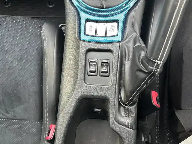 トヨタ ８６ GT リミテッド 栃木県 2017(平29)年 7万km アズライトブルー 純正7インチナビ/フルセグTV/DVD/Bluetooth/バックカメラ/ETC/HKSマフラー/社外エアクリーナー/ハーフレザーシート/前席シートヒーター/クルーズコントロール/スマートキー/プッシュスタート/ステアリングリモコン/LEDオートライト/純正17インチAW/アイドリングストップ/横滑り防止装置/電動格納ミラー