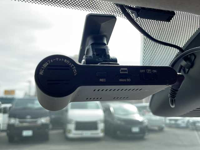マツダ デミオ 13S ミッドセンチュリー 静岡県 2017(平29)年 6.2万km ソウルレッドプレミアムメタリック フルセグテレビ/バックカメラ/アイドリングストップ/プッシュスタート/ETC/オートライト/横滑り防止/LEDヘッドライト/メモリナビ/ドライブレコーダー