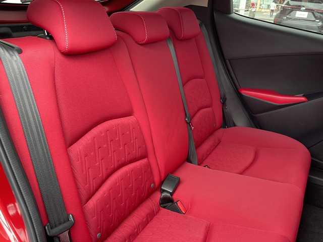 マツダ デミオ 13S ミッドセンチュリー 静岡県 2017(平29)年 6.2万km ソウルレッドプレミアムメタリック フルセグテレビ/バックカメラ/アイドリングストップ/プッシュスタート/ETC/オートライト/横滑り防止/LEDヘッドライト/メモリナビ/ドライブレコーダー